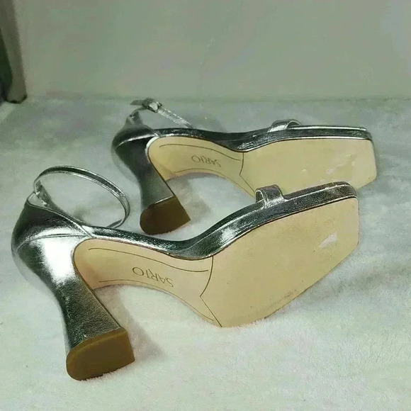 Franco Sarto Silver Heels - Picture 8 of 10